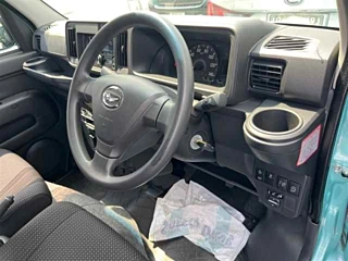 DAIHATSU HIJET VAN 2019