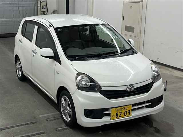 TOYOTA PIXIS EPOCH 2016