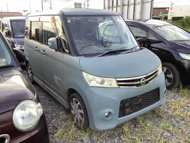 NISSAN ROOX 2009