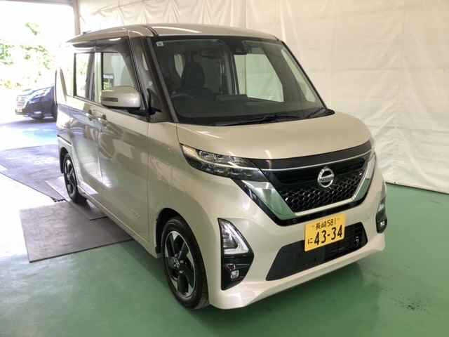 NISSAN ROOX 2021