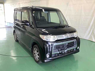 DAIHATSU TANTO 2011