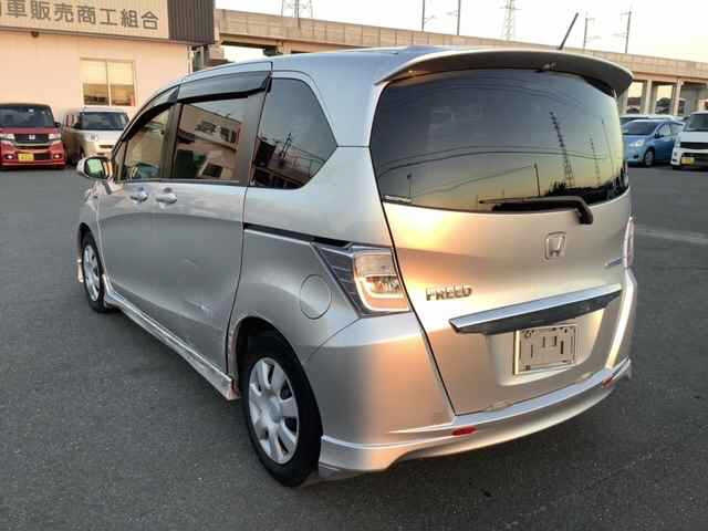 HONDA FREED 2013