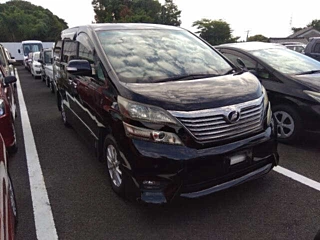 TOYOTA VELLFIRE 2010