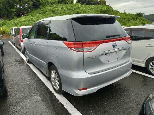 TOYOTA ESTIMA HYBRID 2012