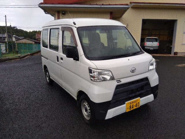 DAIHATSU HIJET VAN 2017