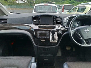 NISSAN ELGRAND 2015