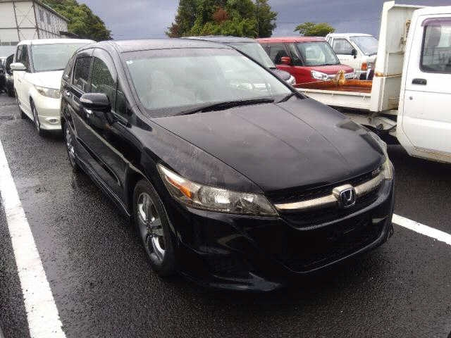 HONDA STREAM 2012