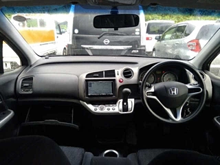 HONDA STREAM 2012
