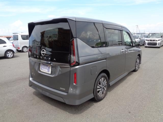 NISSAN SERENA 2024