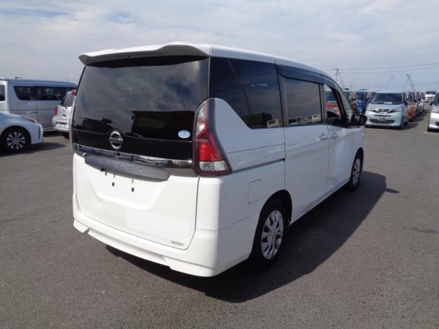 NISSAN SERENA 2017