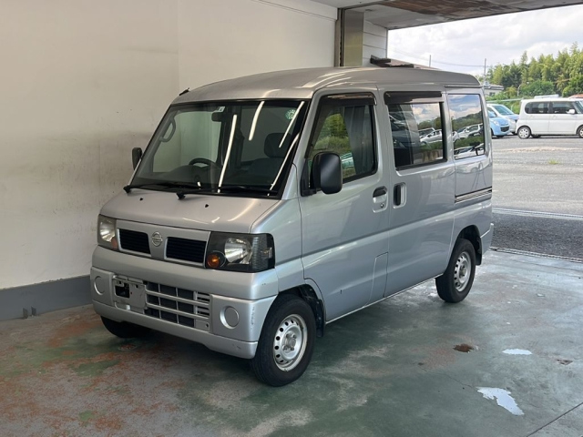 NISSAN CLIPPER VAN 2010