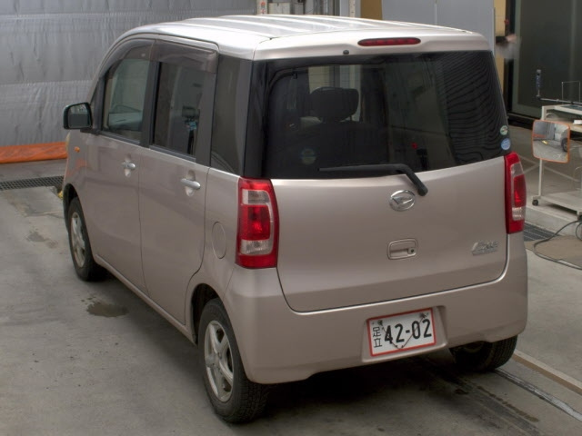 DAIHATSU TANTO EXE 2010