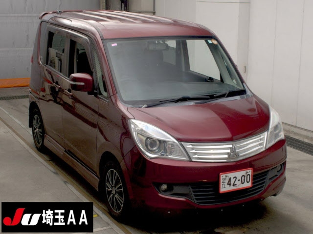 MITSUBISHI DELICA D2 2012