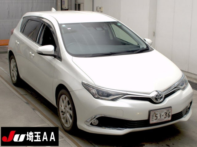 TOYOTA AURIS 2016