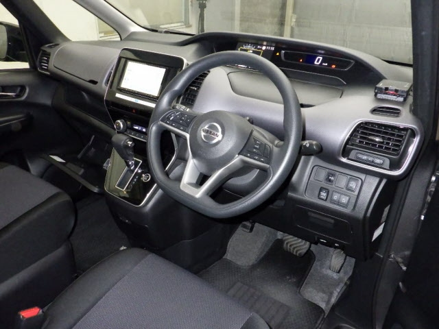NISSAN SERENA 2022