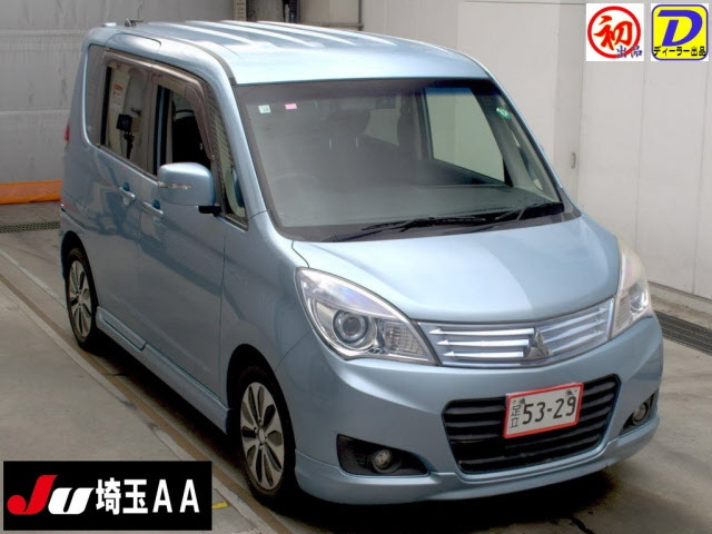 MITSUBISHI DELICA D2 2014