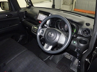 HONDA N BOX 2017