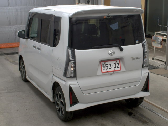 DAIHATSU TANTO 2023
