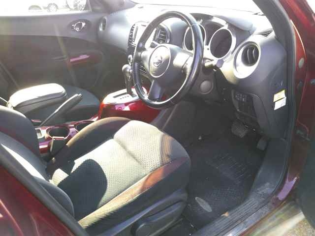 NISSAN JUKE 2010
