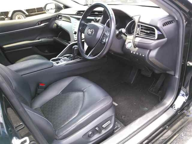 TOYOTA CAMRY 2020