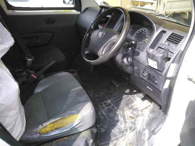 TOYOTA LITE ACE VAN 2015