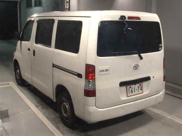 TOYOTA LITE ACE VAN 2015