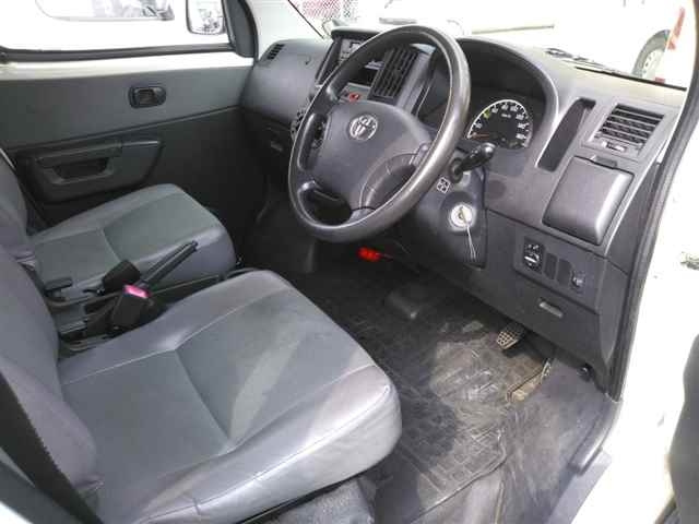 TOYOTA LITE ACE VAN 2012