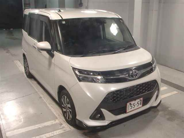 TOYOTA TANK 2018