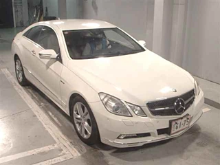 MERCEDES BENZ E CLASS 2009