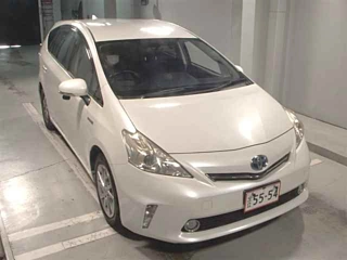 TOYOTA PRIUS ALPHA 2014