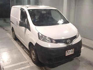 NISSAN NV200 2019