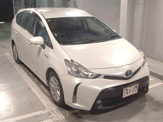 TOYOTA PRIUS ALPHA 2014