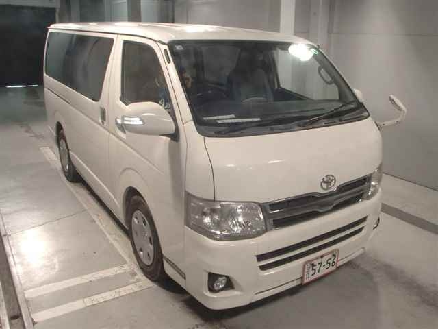 TOYOTA HIACE VAN 2012
