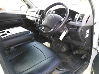 TOYOTA HIACE VAN 2012