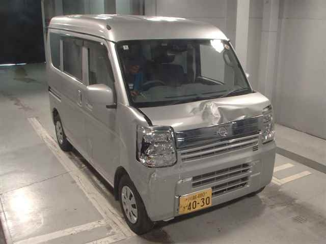 NISSAN CLIPPER VAN 2025