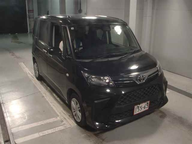 TOYOTA ROOMY 2022