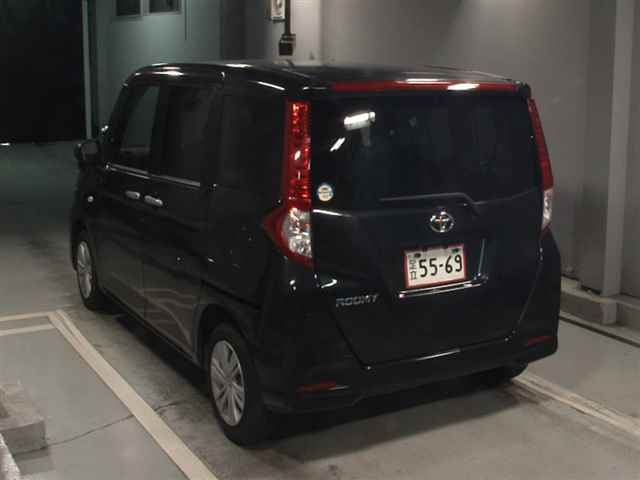 TOYOTA ROOMY 2022