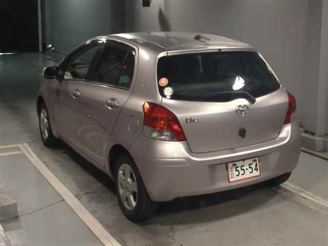 TOYOTA VITZ 2009