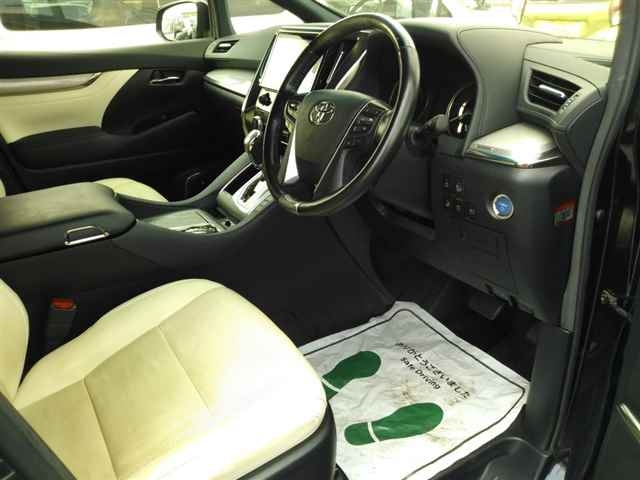 TOYOTA ALPHARD 2019