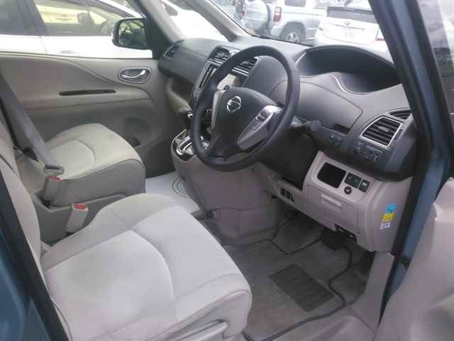 NISSAN SERENA 2012