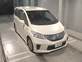 HONDA FREED 2013