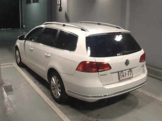 VOLKSWAGEN PASSAT VARIANT 2014