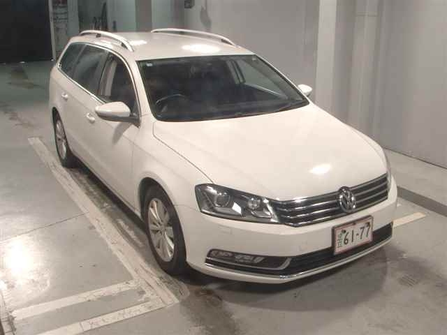 VOLKSWAGEN PASSAT VARIANT 2014