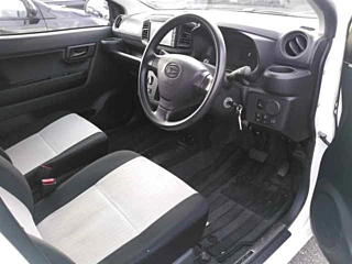 DAIHATSU MIRA E S 2020