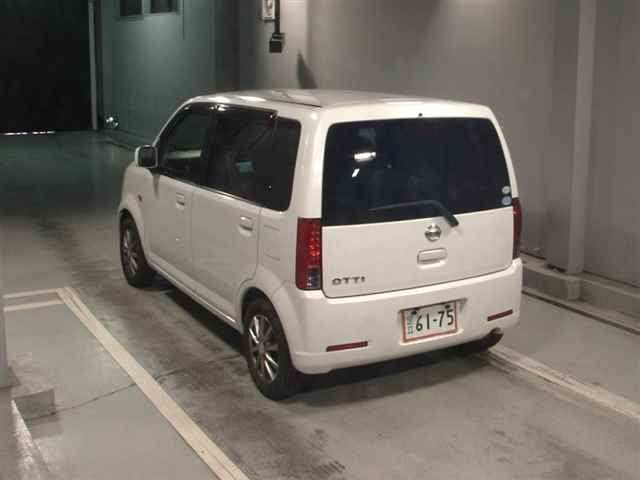 NISSAN OTTI 2010