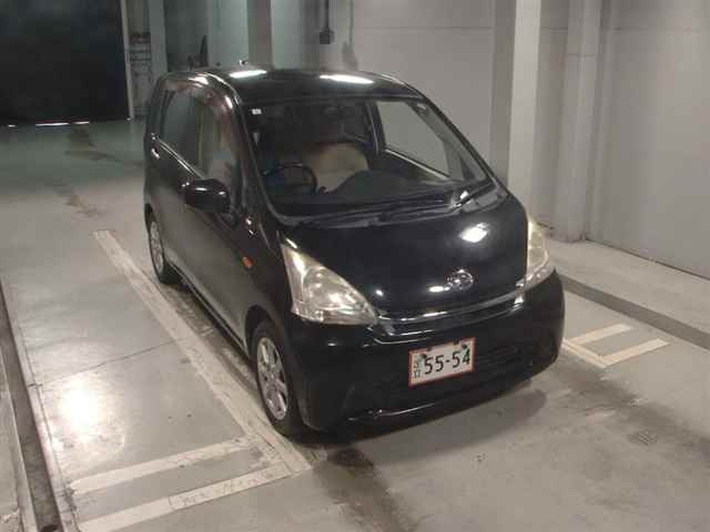 DAIHATSU MOVE 2011