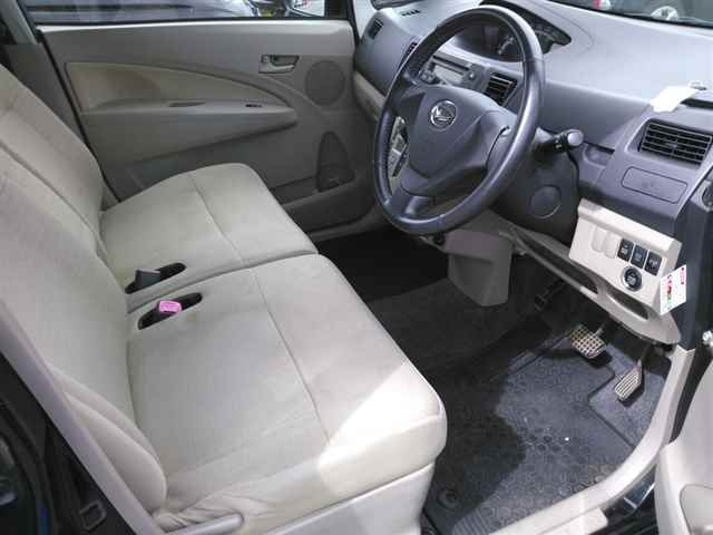 DAIHATSU MOVE 2011