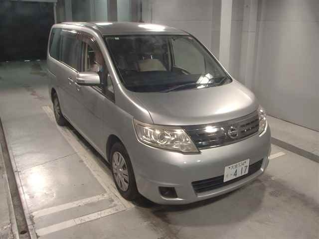 NISSAN SERENA 2010