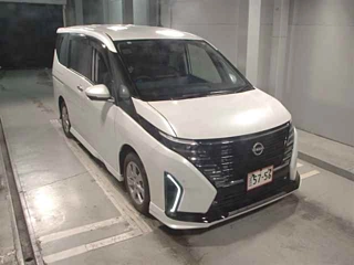 NISSAN SERENA 2025