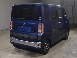 DAIHATSU WAKE 2016